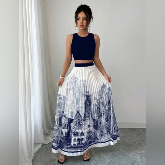 Women 2 Pieces Set: Solid Color Cropped Tank Top And Architecture Print Pleated - Picture 5 of 6